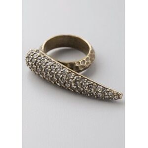 Made Her Think Knuckle Buster Talon‎ Ring